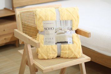 Набір текстилю Soho Ковдра 200х220 см + 2 наволочки 50х70 см Romance Cream Set carpet+ pillow Cream 7120196 фото