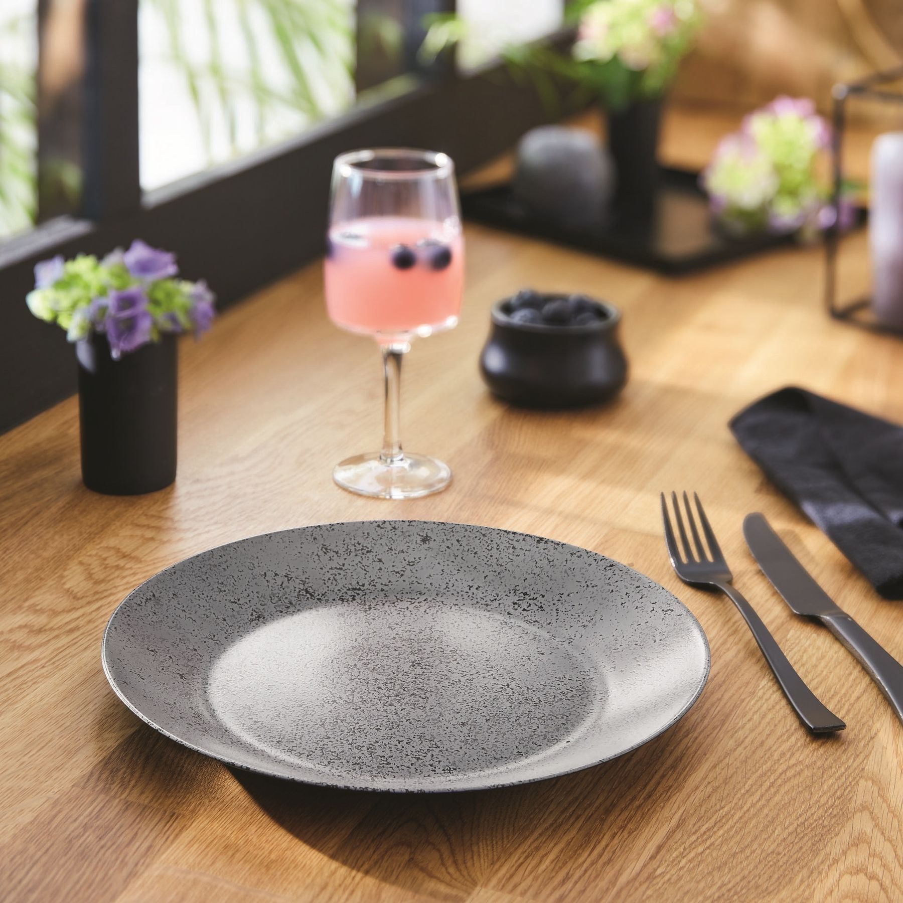 Тарілка обідня Luminarc Slate Black, 25 см V0115 6788144 фото